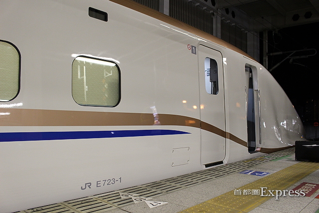 北陸新幹線 E7系　4